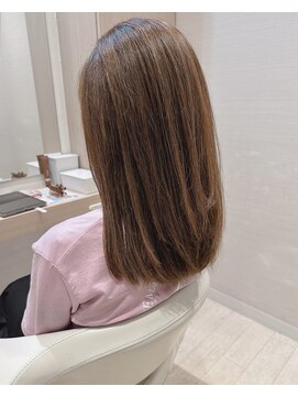 大人かわいい☆明るいカラーで白髪をぼかす♪グレージュ