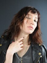 ブロック ジャポン(bloc japon) マニッシュでクールな女性らしさを☆外国人くせ毛風ミディアム