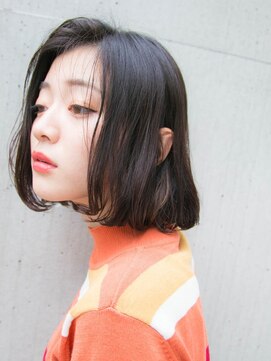 ルティア(Lutia) Lutia★グレージュ エアリーショート 内巻きボブ ☆