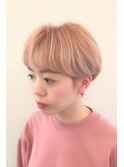 ブリーチ　ピンク　ベージュ　ハンサムショート