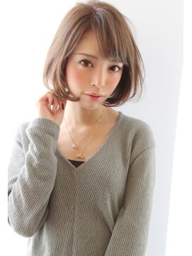 レウナ 外苑前(Reuna) 大人可愛いひし形ボブ耳かけワンカールボブ 黒髪でも可愛い