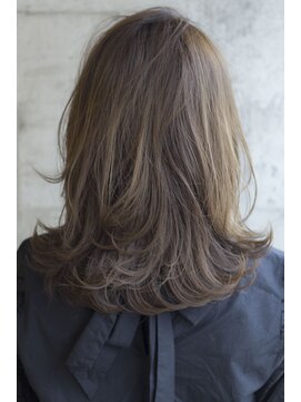 ザ シー 海老名(The C) [The C 重田悠作] イルミナカラー☆大人ベージュ