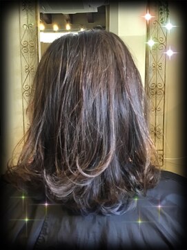 エアー(air) セミロング外ハネ