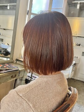 髪質改善と縮毛矯正の専門店 サンティエ(scintiller) 大人綺麗な小顔襟足スッキリショートボブ　30代40代50代