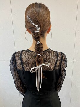 リーニュ(Ligne) ドレスヘア/編みおろし