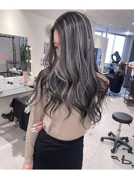 キング 枚方店(K!ng) 【枚方、高槻】ホワイトハイライト