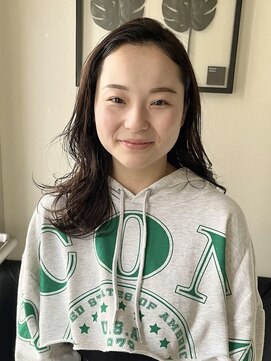 カミットチャーチ(KAMITTO CHUUCH) ミディアムレイヤースタイル