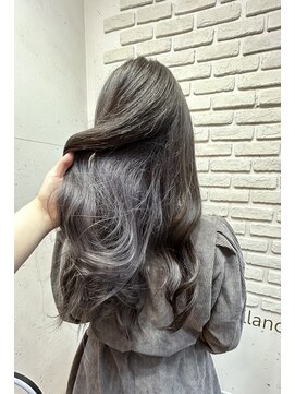 ビランチェ 池袋(bilancia) インナーシルバー/グレージュカラー/ツートーンカラー