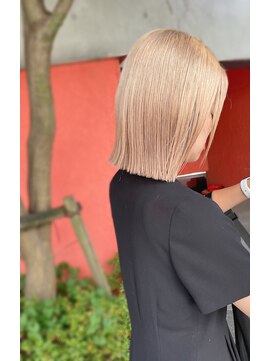 グランディール(grandir) 「grandir」ミルクティー×切りっぱなしボブ