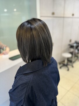 モア 下通店(MORE) 新色による脱白髪染め