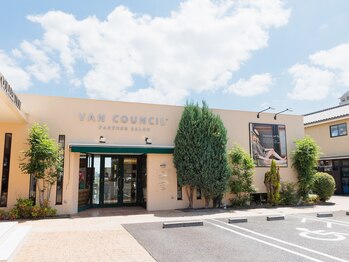 VAN COUNCIL 津店