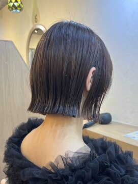 イオエ 元町(ioe) セミディ/シアーカラー/姫カット/カール/髪質改善/縮毛矯正