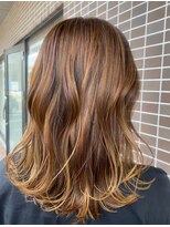 ヴィアスヘアー(vias hair)&nbsp;明るい白髪染め×ゆるウェーブ