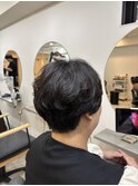 癖を活かしたショートスタイル　ハンサムショート
