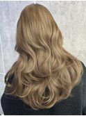 ヘーゼルベージュ　ブリーチなし　レイヤーカット