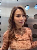 細めハイライトエアリーミディアムウルフカット