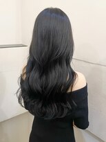 ネオリーブ チロル 横浜西口店(Neolive CiroL.)&nbsp;黒髪地毛風ブラック小顔レイヤーカットコテ巻き【横浜】