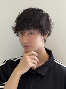 ラ ミューズ ヘアー(La mju：z hair) 周りと一味違う雰囲気へ！！無造作シャドーパーマ