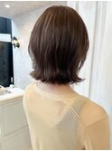 福山人気切りっぱなしボブ外ハネマロンベージュ艶ダメージレス