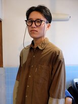 ノフ(knof)&nbsp;刈り上げセンターパート × フェザーショート