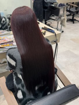 エレン(E L E N) ワインレッド/髪質改善カラー