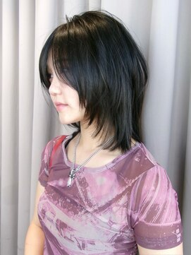 ブロック ジャポン(bloc japon) ミディアムレイヤー ハッシュカット くびれミディアム/長峯千紘