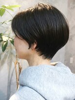 ミロア 薬院(miroa)&nbsp;顔周りカット オリーブアッシュ ショートボブ 30代 髪質改善