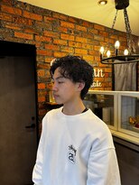 アルティザン(artisan) シャドウパーマセンターパート