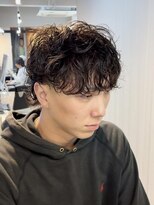 ロエメンズ(LOE men’s)&nbsp;リバースセンターパート/ニュアンスパーマ/ダウンバング