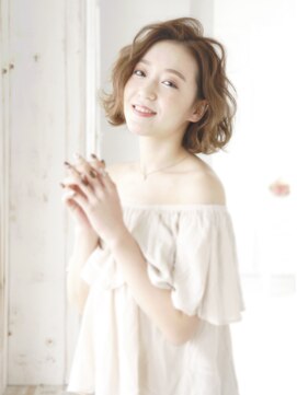 シャンプー 本店(SHAMPOO) 可愛らしいのにクール。二面性のあるスウィートボブ