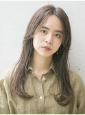《SENSEhair》“シンプルワンカールロング ”山本星来