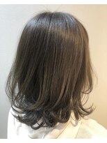 アトリア コースト 横浜(Atria Coast) 【20代30代40代】外ハネレイヤーボブｘオリーブカラー