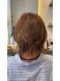 外ハネウルフボブ