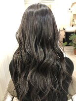 エイミーアンダーバー(amy_)&nbsp;ナチュラルヘアー