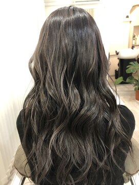 エイミーアンダーバー(amy_) ナチュラルヘアー