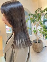 ユヌ(Une)&nbsp;艶髪　グレージュ