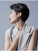 大人のシンプルショートヘア