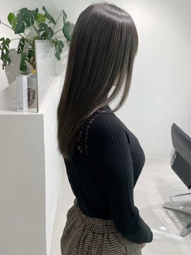 フー(hu) グレージュ艶髪ブリーチなしカラー