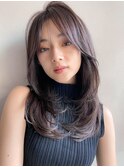 美髪薄めバングナチュラルカールこなれヘア似合わせカット