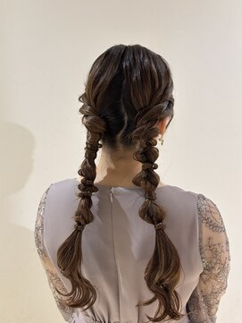 セブンベルベット(7 Velvet) ツインあみおろし【円口睦】