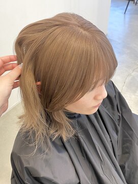 クオン 伊勢崎(QUON.) ミルクティーベージュ