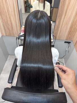 プレバイイオエ 三宮店(pre. by ioe) 暗めカラー/デザインカラー/フェイスフレーミング/髪質改善