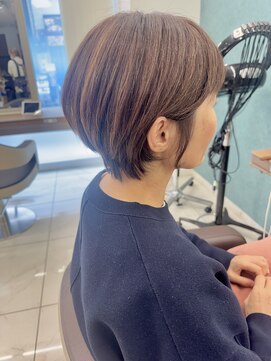 アッシュ 下北沢店(Ash) 毛量多めさんでも大丈夫!耳掛けショートボブ