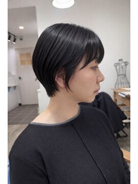 ジゼルアライ(gisele arai) 丸み×タイトでシルエット美人ショート