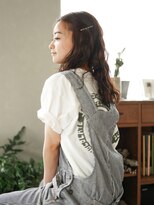 アルウ(Aru) 顔まわりレイヤー×ゆるウェーブでつくる柔らかパーマ