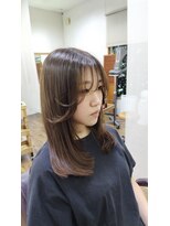 イタクラ 赤道店 (ITAKURA)&nbsp;サイドレイヤー/アッシュグレージュ/おくれ毛/ダブルカラー