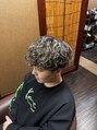フュー 新小岩(few.)&nbsp;カット＋ハイライト＋強めシャドウパーマ！緩めもできます！