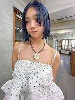 リアン(Lien) ケアブリーチ/ブルーアッシュ/ショートボブ/デザインカット