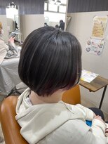 アート(art)&nbsp;ショートヘア＋インナーカラー