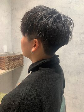 グラフ(GLaugh) 束感ショートマッシュ